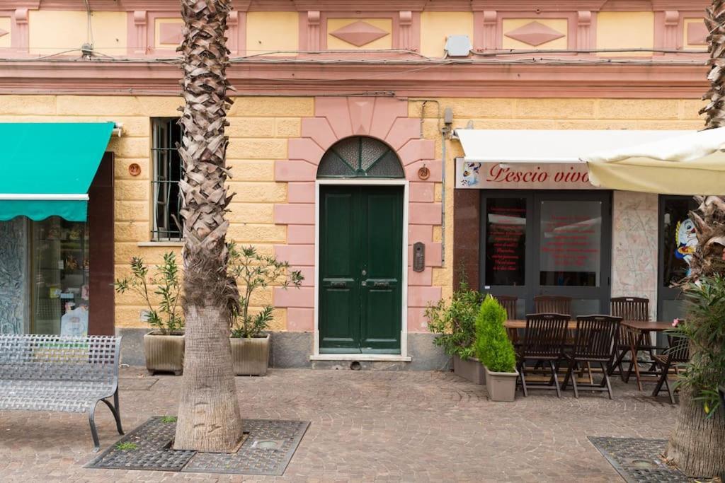 Le Finestre Sul Mare Apartamento Albissola Marina Exterior foto